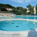 3 Pieces Avec Terrasse, Piscine, Parking Et Navette A - Fr-1-226-189 Lejlighed Sainte-Maxime