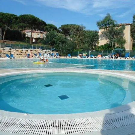 3 Pieces Avec Terrasse, Piscine, Parking Et Navette A - Fr-1-226-189 Daire Sainte-Maxime